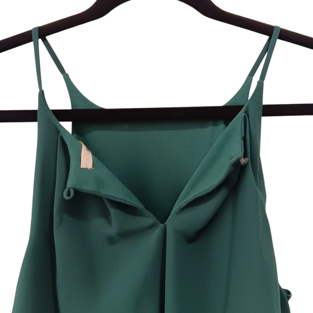 Elegant Green Sleeveless Dress - Picture 9 of 9